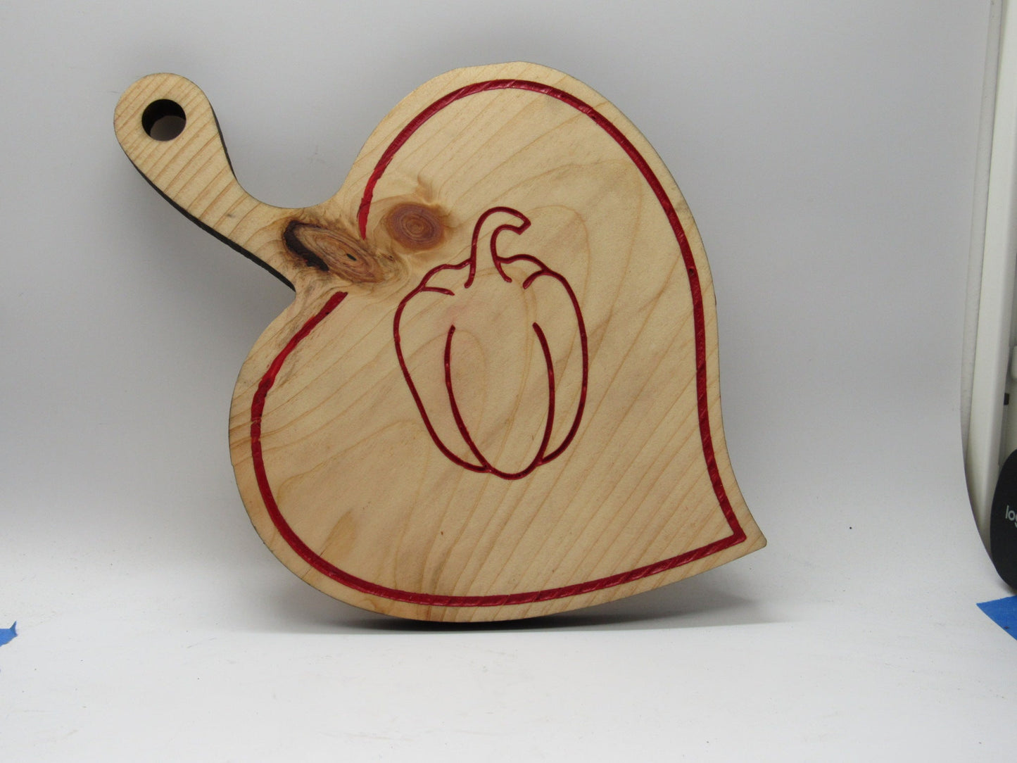 Cutting Table Heart Shaped - Art by Parts